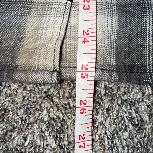 Carhartt Youth Large Hooded Flannel Shirt Plaid Button-Up Black Gray Boys Girls - Picture 6 of 6